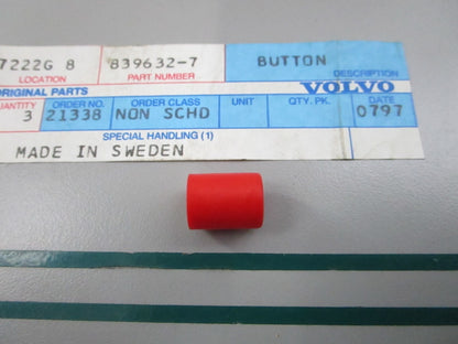NEW OEM 839632 Volvo Penta Button 0810