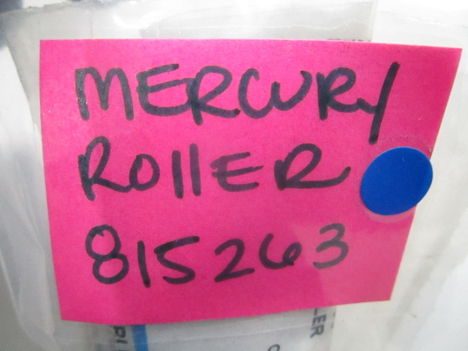 *NEW OEM* 0810 Mercury Quicksilver Roller 815263