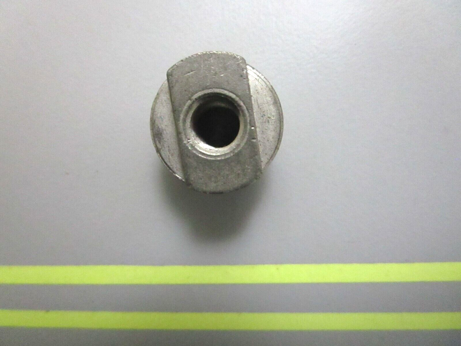 *NEW OEM* 0750 Mercury Quicksilver PIVOT NUT 48003