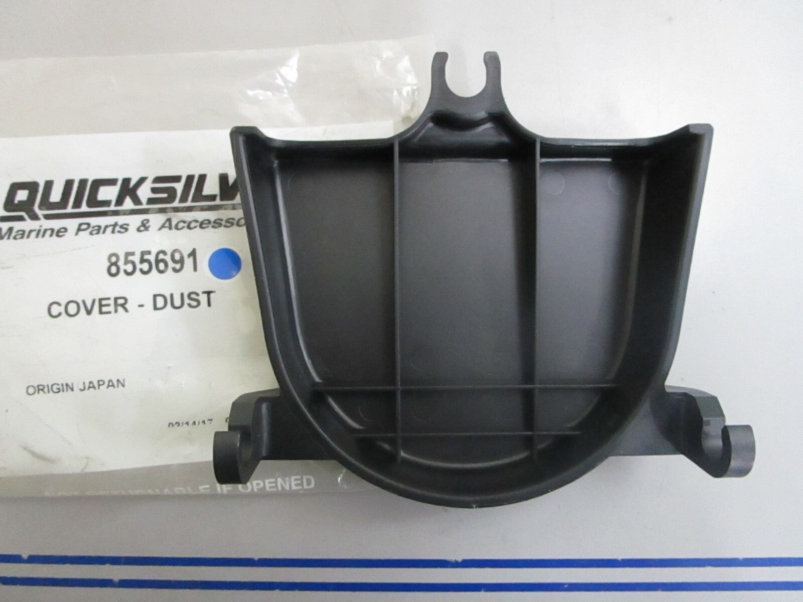 *NEW OEM* 0820 Mercury Quicksilver Dust Cover 855691