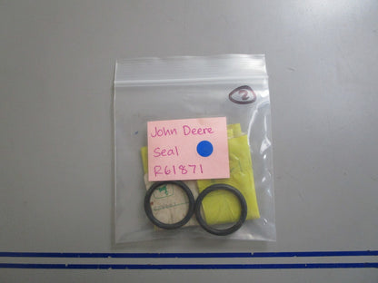 *NEW OEM* 0810 John Deere Seal R61871