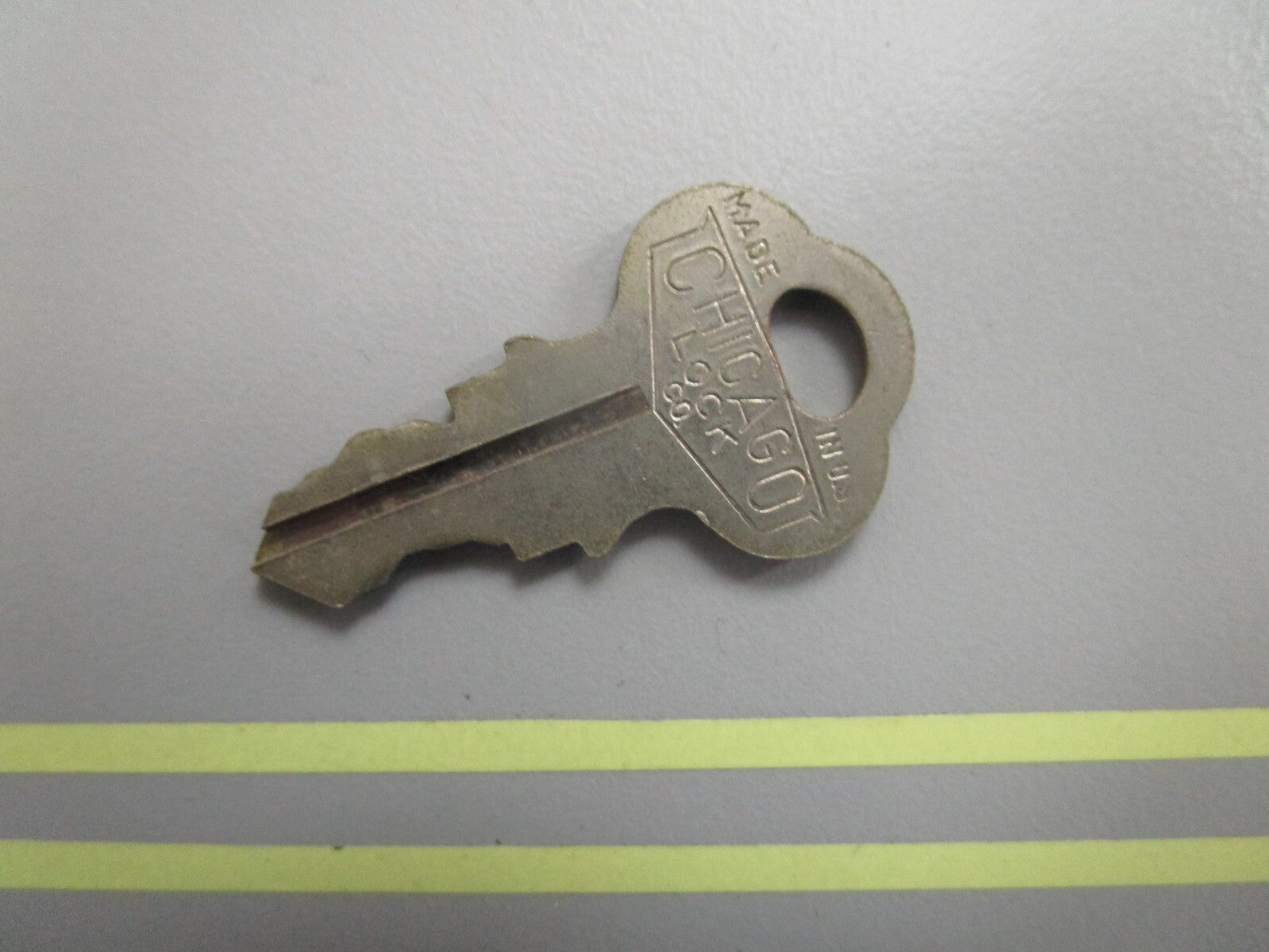 *NEW OEM* 0810 OMC Johnson Evinrude Ignition Key KF39 501554 0501554