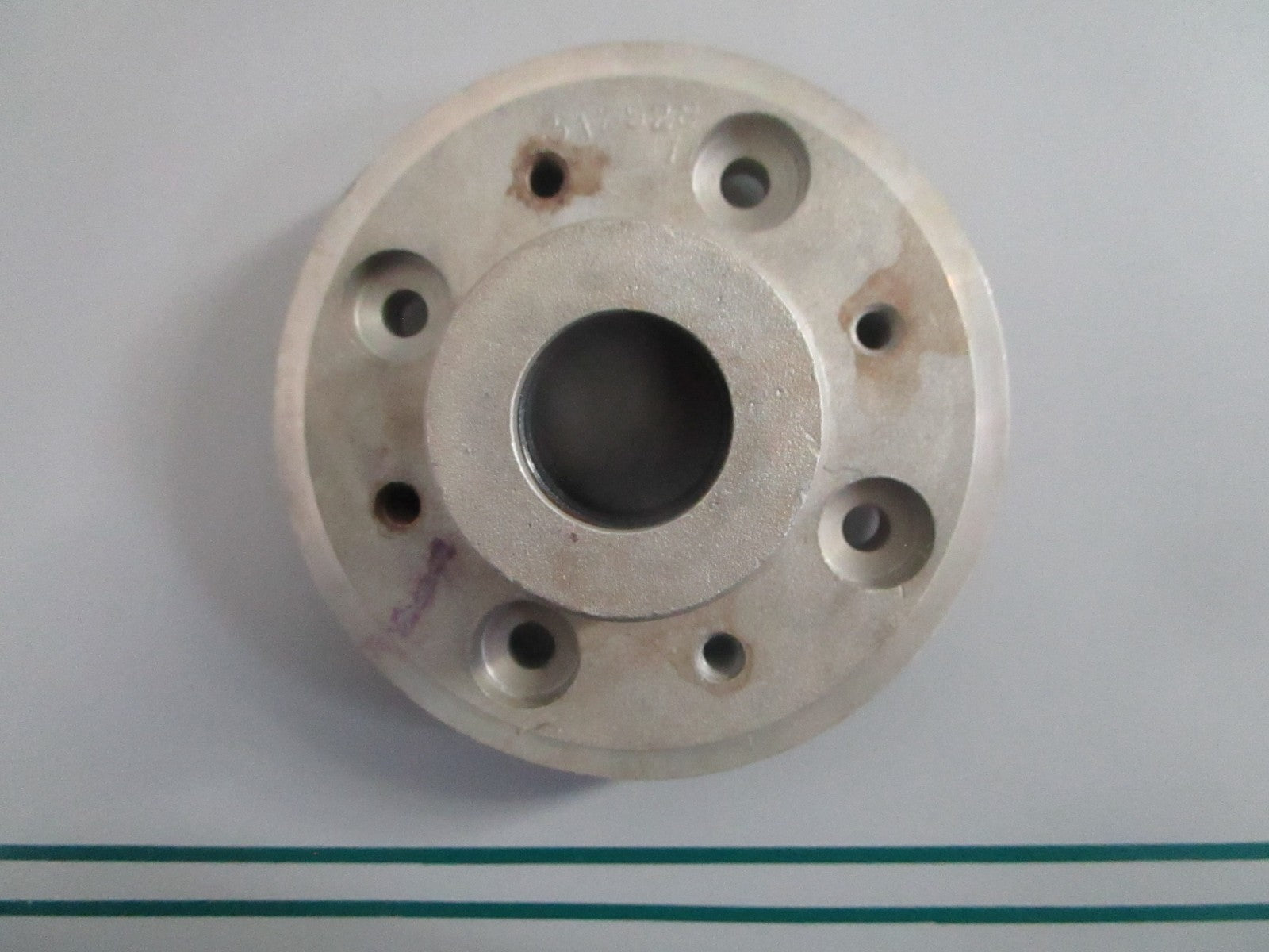 NEW OEM 381849 0381849 OMC Johnson Evinrude Shaft Drive Hub 0820