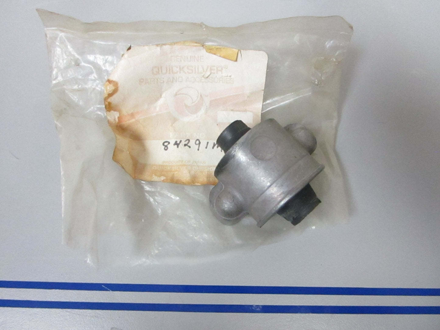 *NEW OEM* 0720 Mercury Quicksilver Mount 84291M