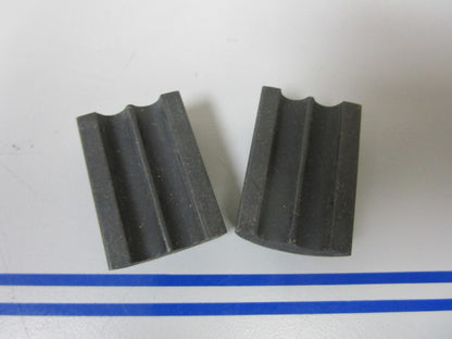 *NEW OEM* (LOT OF 2) 0810 OMC Johnson Evinrude Grommet 326899 0326899