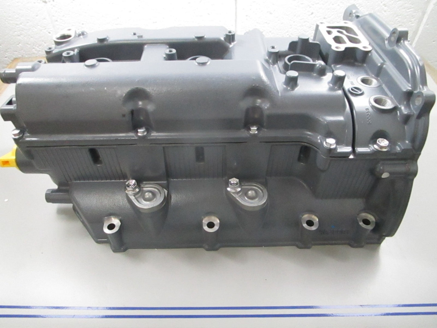 *NEW OEM* 0720 Suzuki DF 250 275 Port Cylinder Head Assembly 12000-93Y90