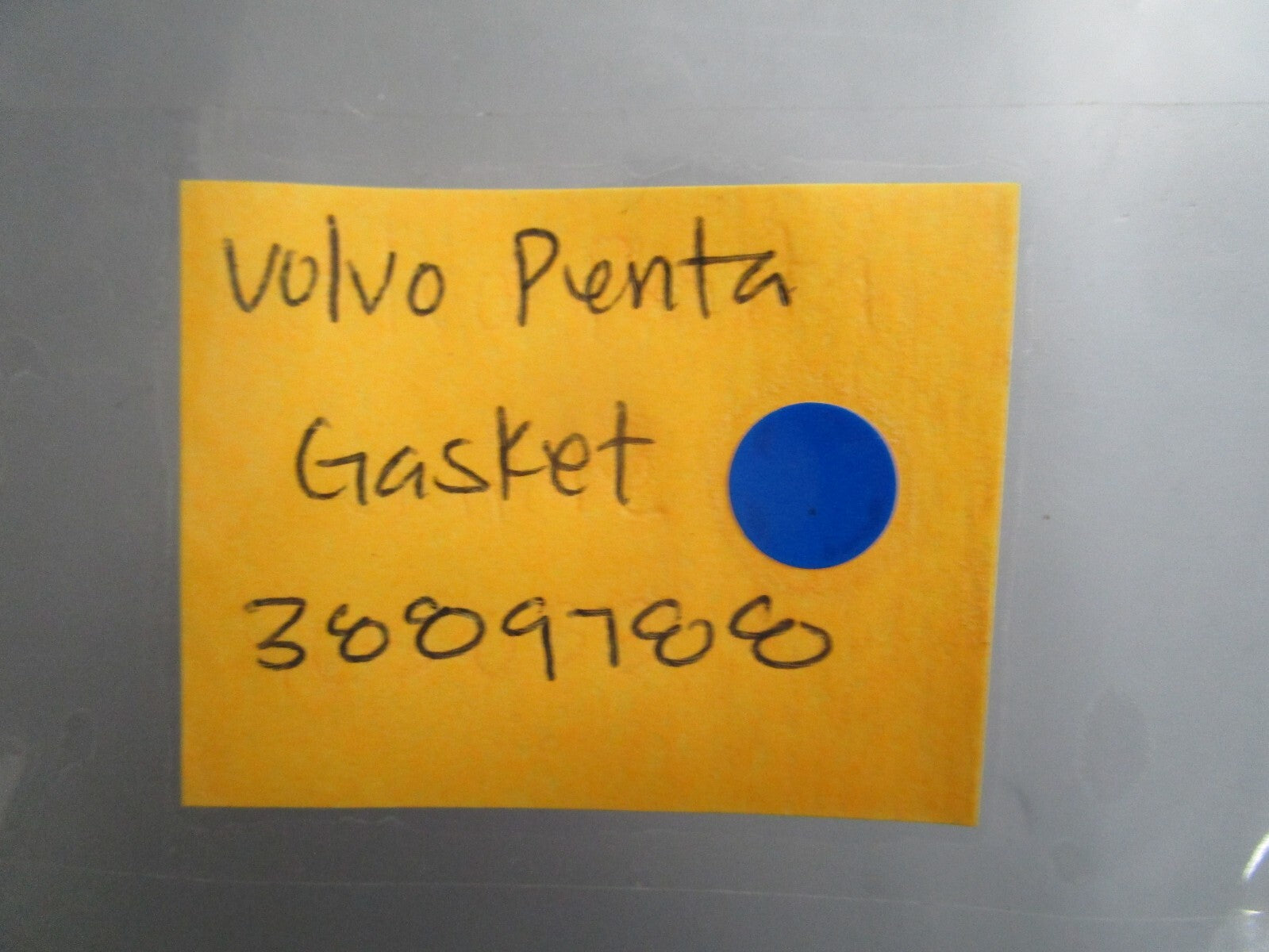 *NEW OEM* 0720 Volvo Penta Gasket 3889788
