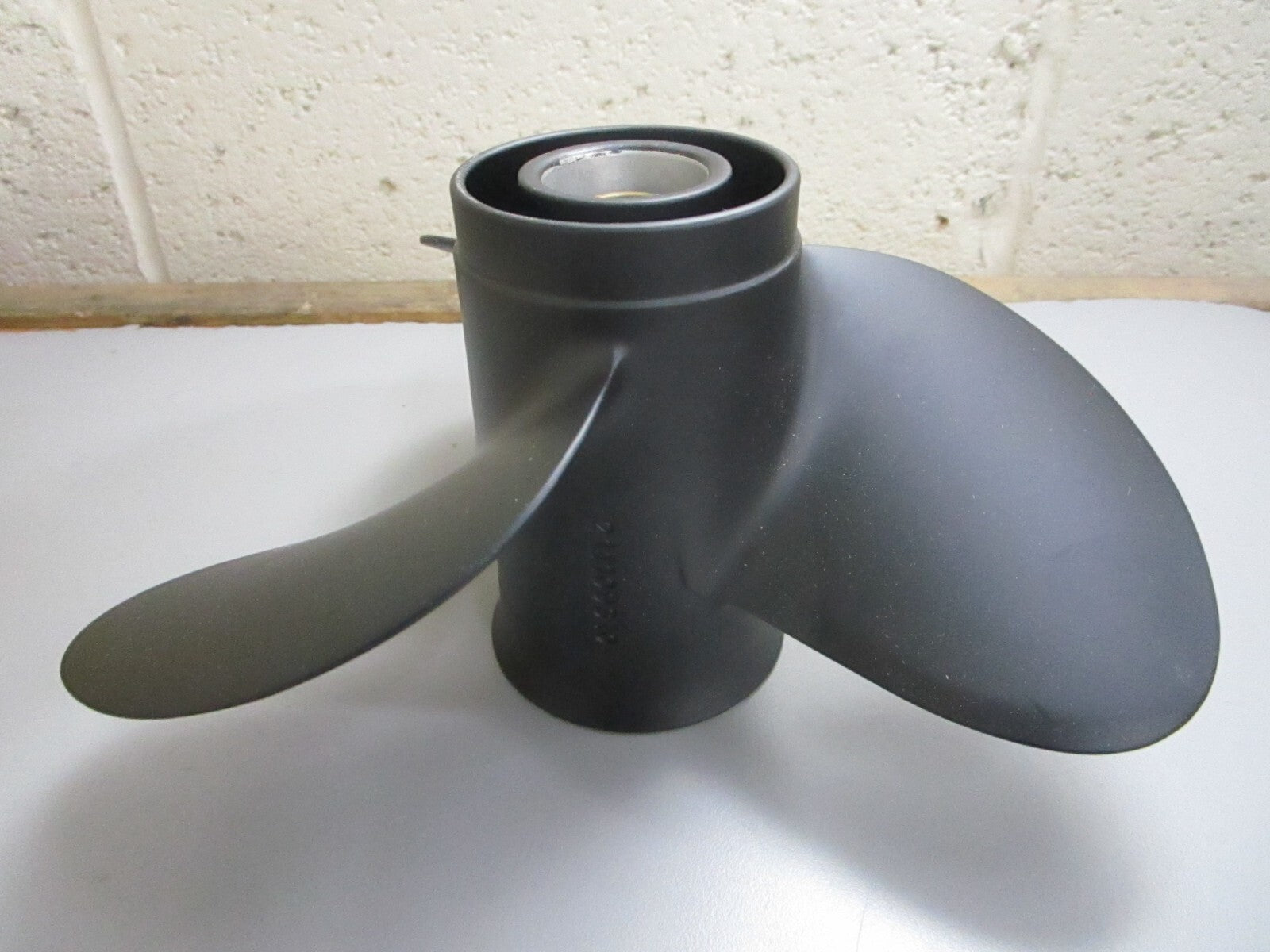 *NEW* 0820 Solas Amita 3 (9.9-15HP) OA3×9.25×10RB Propeller 2111-093-10