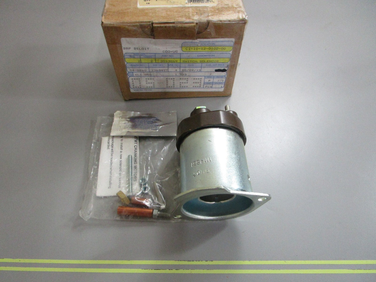 *NEW OEM* 0810 OMC Johnson Evinrude Solenoid Switch 3853869