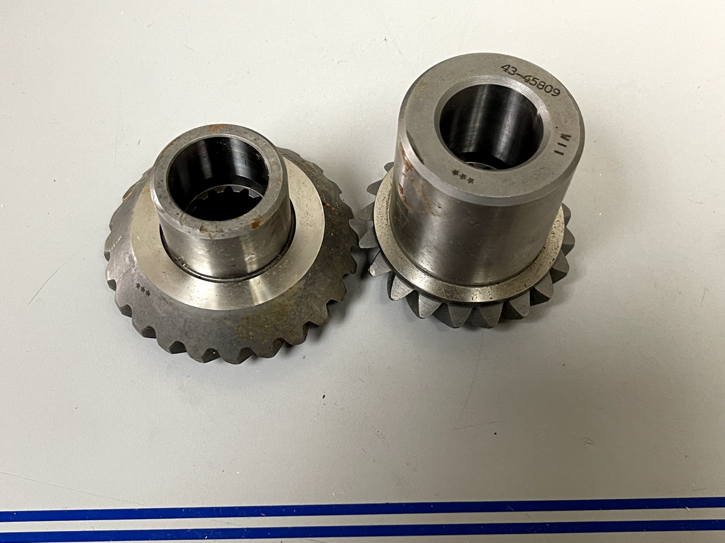 *NEW OEM* 0670 Mercury Quicksilver Gear Set 43-45615A2 45615A2