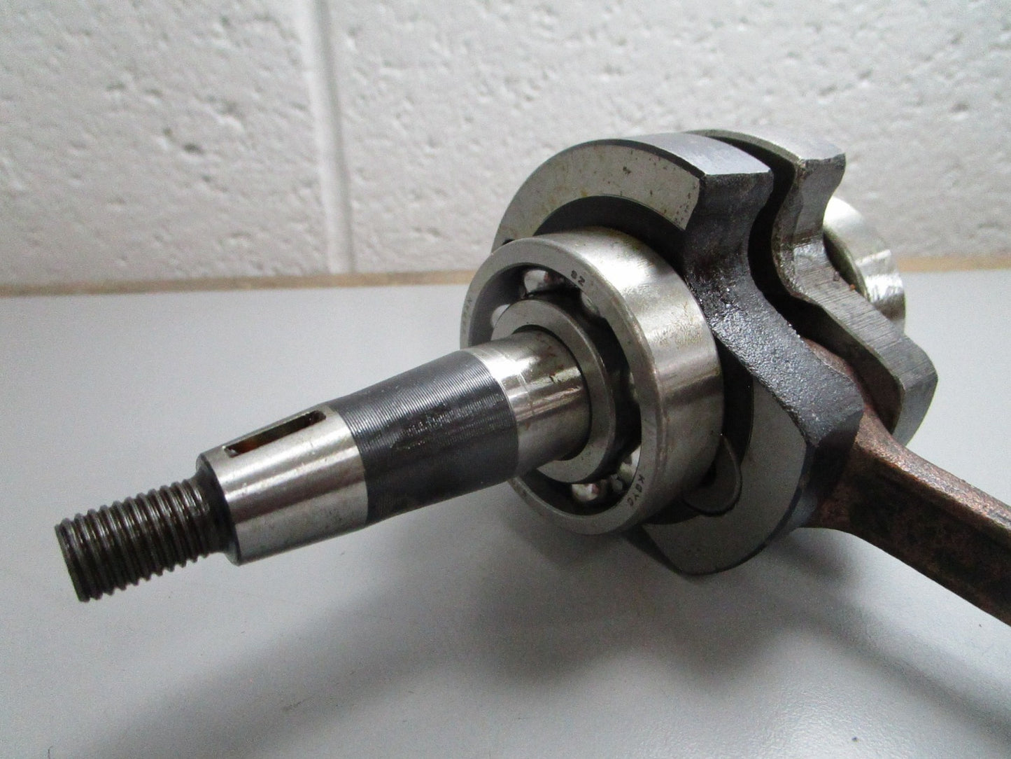 *NEW OEM* 0820 Suzuki Crankshaft Assy 12200-98301