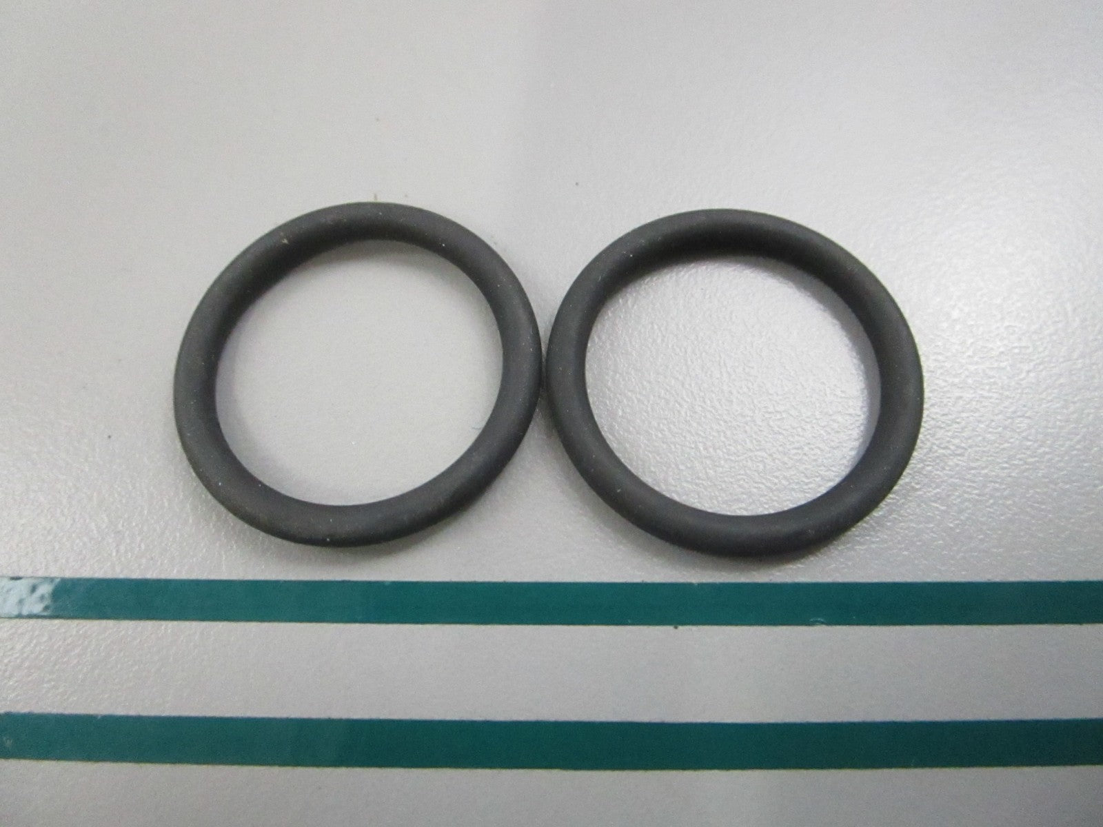 NEW OEM (LOT OF 2) 949657 Volvo Penta O-Ring 0810