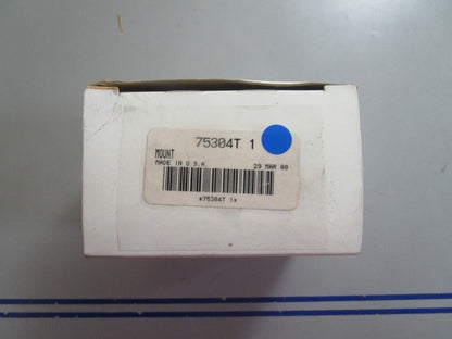 *NEW OEM* 0810 Mercury Quicksilver Mount 75304T 1