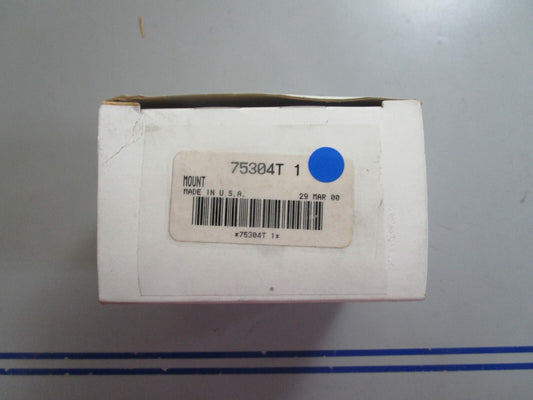 *NEW OEM* 0810 Mercury Quicksilver Mount 75304T 1