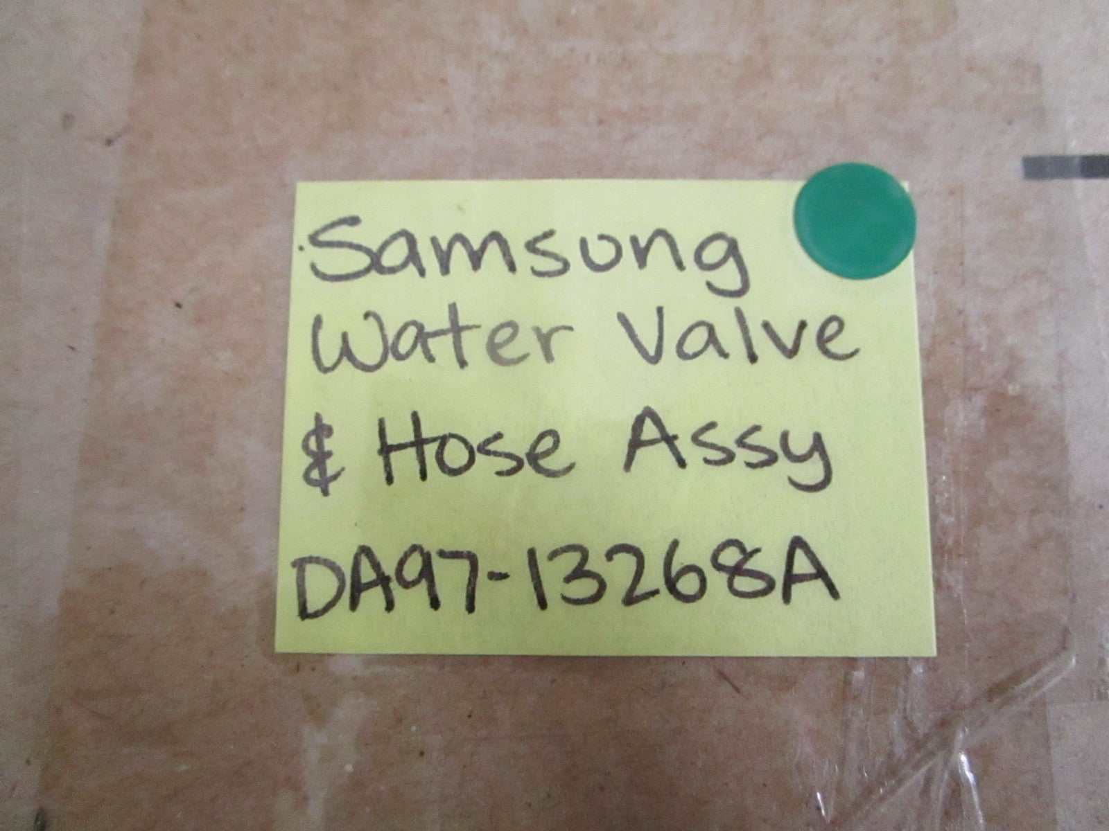 NEW OEM DA97-13268A Samsung Water Valve & Hose Assy 0820