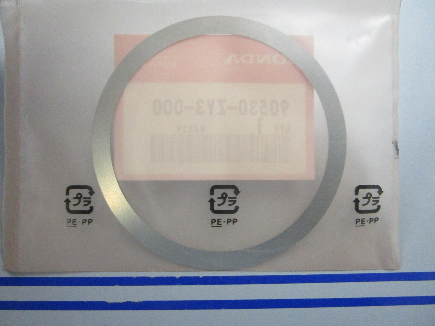 NEW OEM 90530-ZY3-000 Honda Shim 0810