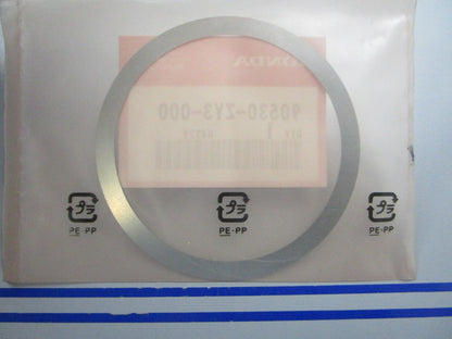 NEW OEM 90530-ZY3-000 Honda Shim 0810