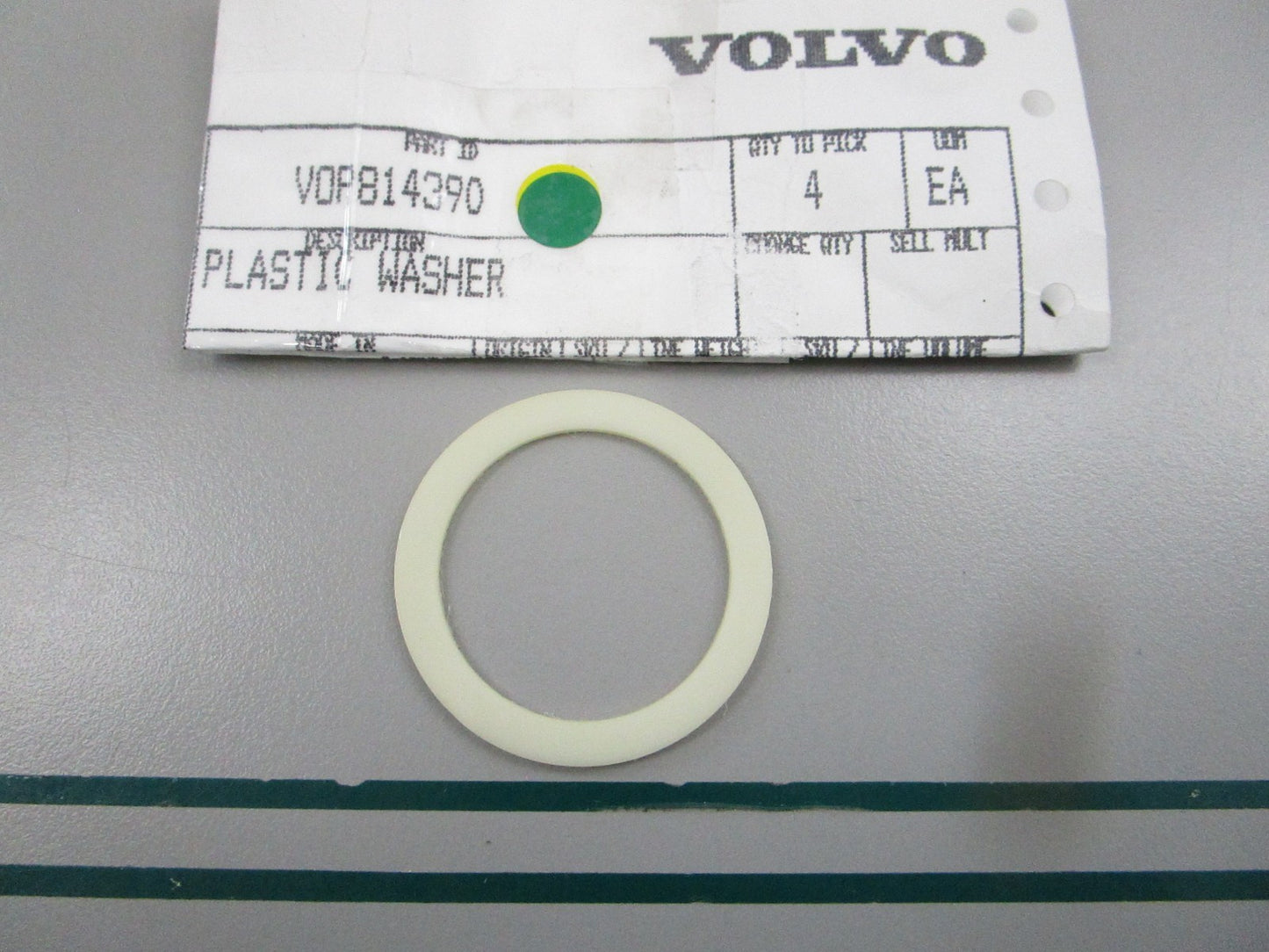 NEW OEM 814390 Volvo Penta Washer 0810