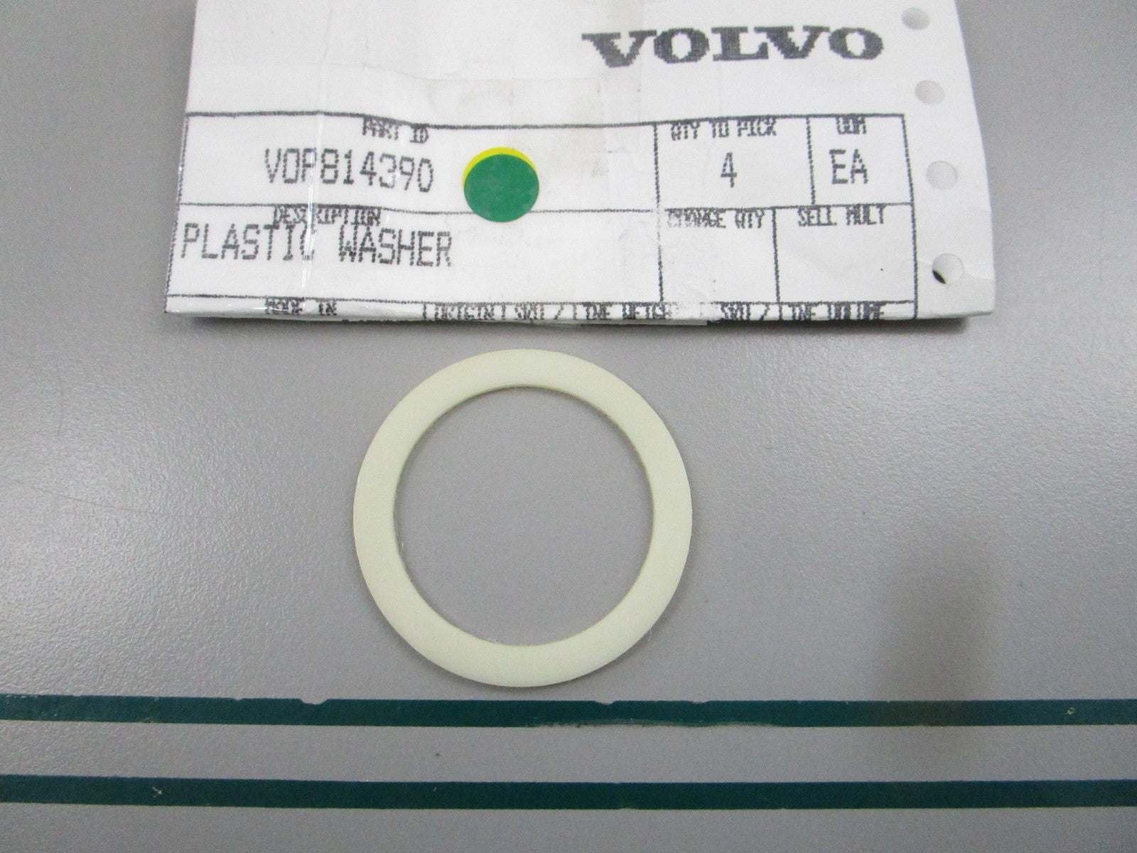NEW OEM 814390 Volvo Penta Washer 0810