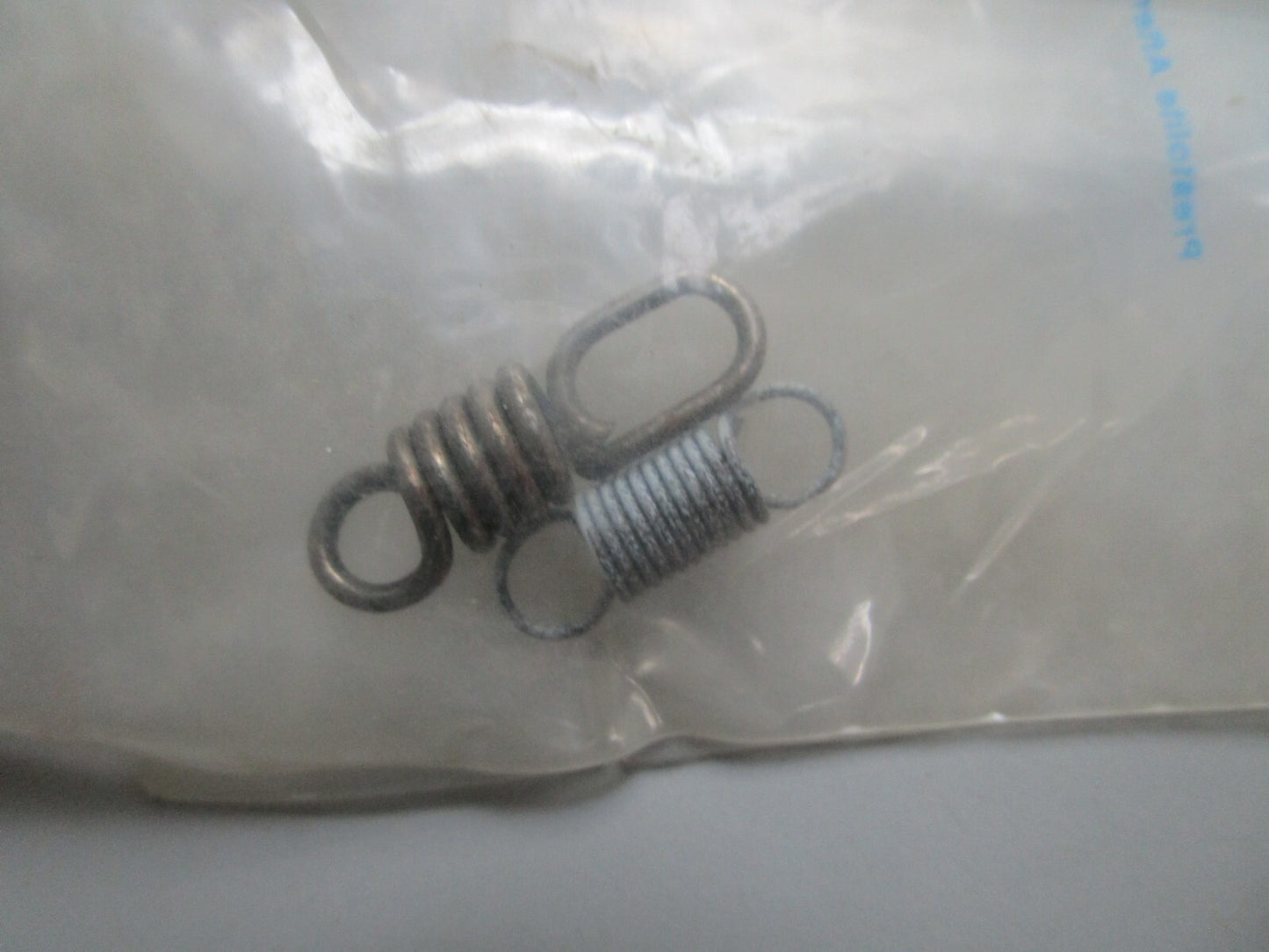 *NEW OEM* 0820 OMC Johnson Evinrude Spring Set 984399 0984399