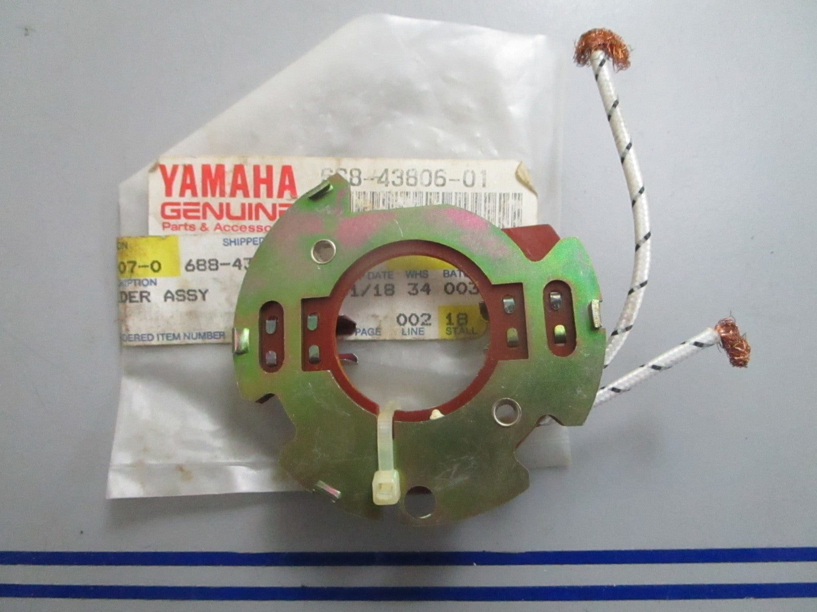 *NEW OEM* 0820 Yamaha Brush Holder Assy 688-43806-01-00