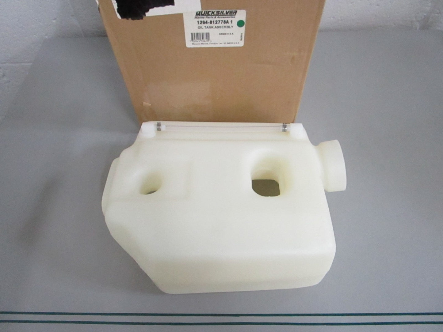 NEW OEM 1264-812778A1 Mercury Quicksilver Oil Tank Assy 0820
