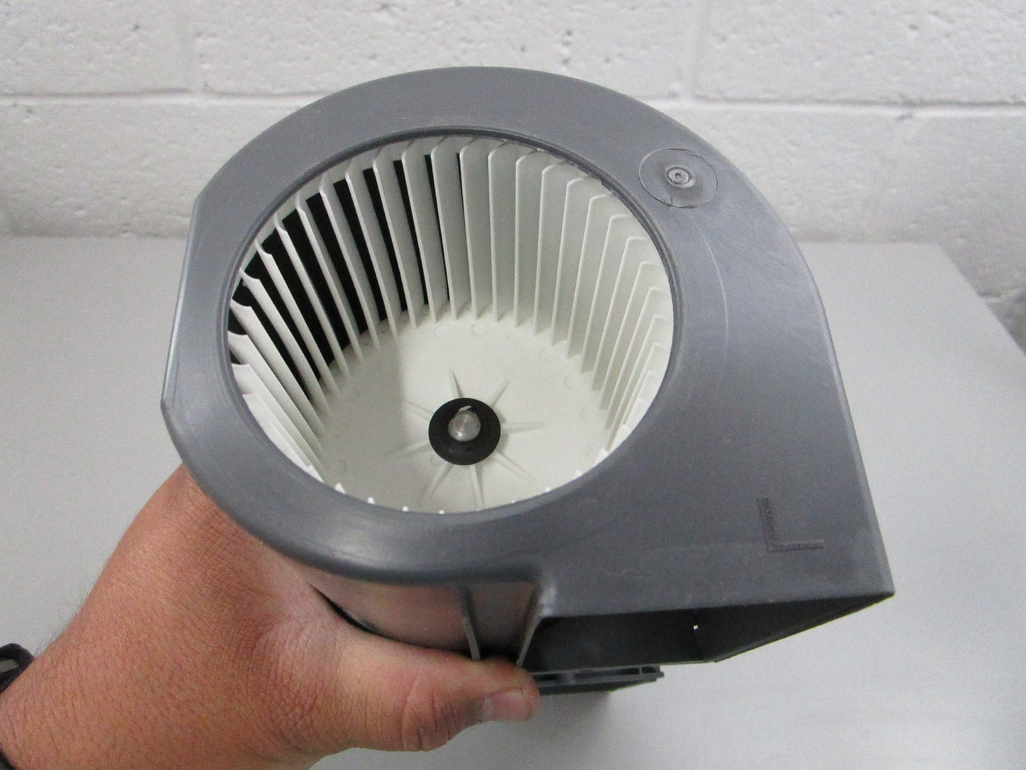 NEW OEM W11442100 Whirlpool Fan Motor 0810