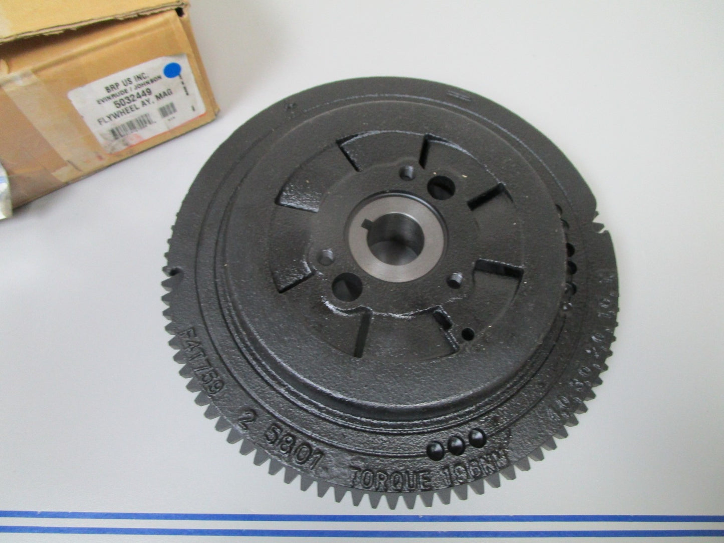 *NEW OEM* 0720 OMC Johnson Evinrude 60 70 hp 2001- 2006 Flywheel Ay 5032449