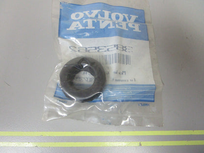 *NEW OEM* 0810 Volvo Penta Grommet 3853562