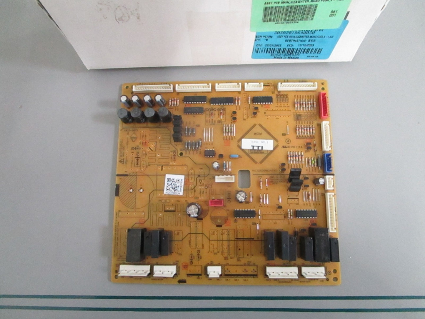 NEW OEM DA92-00593M Samsung Main Control Board 0820