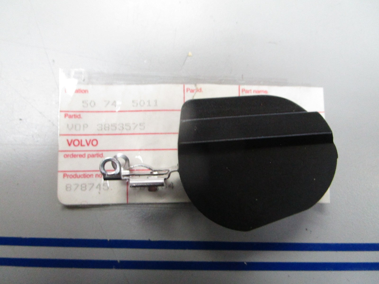 *NEW OEM* 0720 Volvo Penta Float 3853575