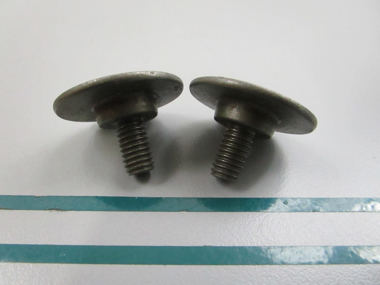 NEW OEM (LOT OF 2) 0423-101 Arctic Cat 6mm Body Screw 0810