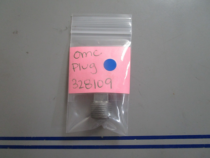 *NEW OEM* 0770 OMC Johnson Evinrude Plug 328109 0328109