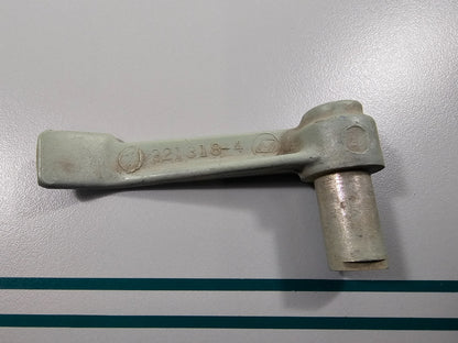 NEW OEM 321318 0321318 OMC Johnson Evinrude Latch Handle 0810