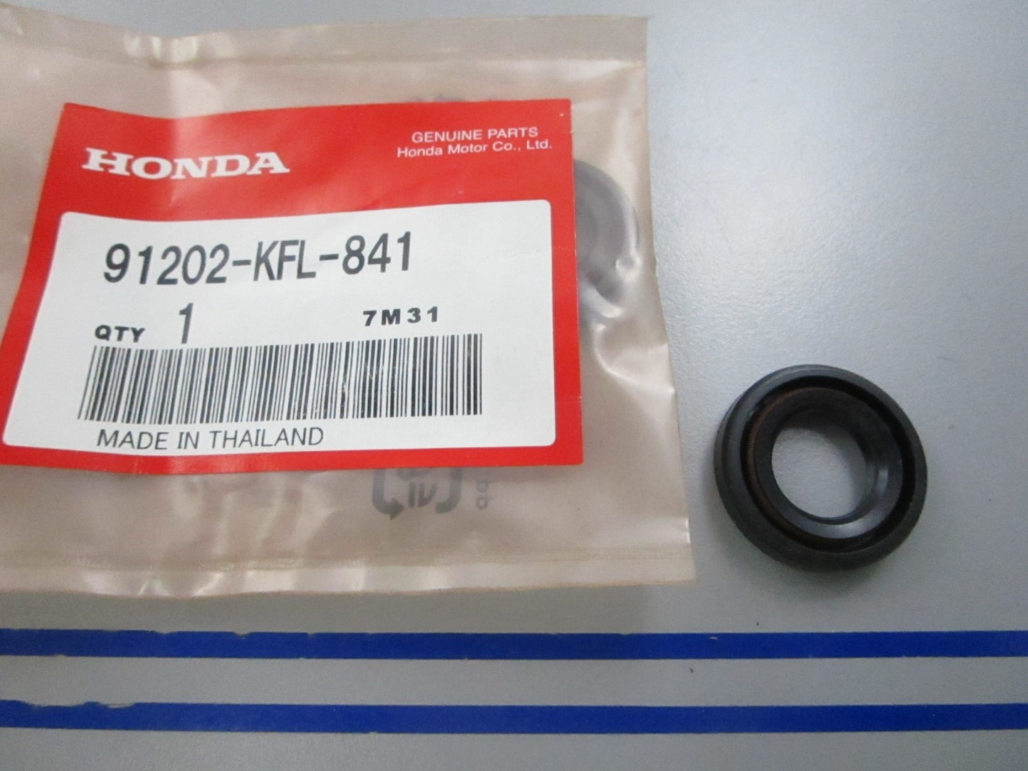 NEW OEM (LOT OF 2) 91202-KFL-841 Honda Oil Seal 0810