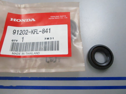 NEW OEM (LOT OF 2) 91202-KFL-841 Honda Oil Seal 0810