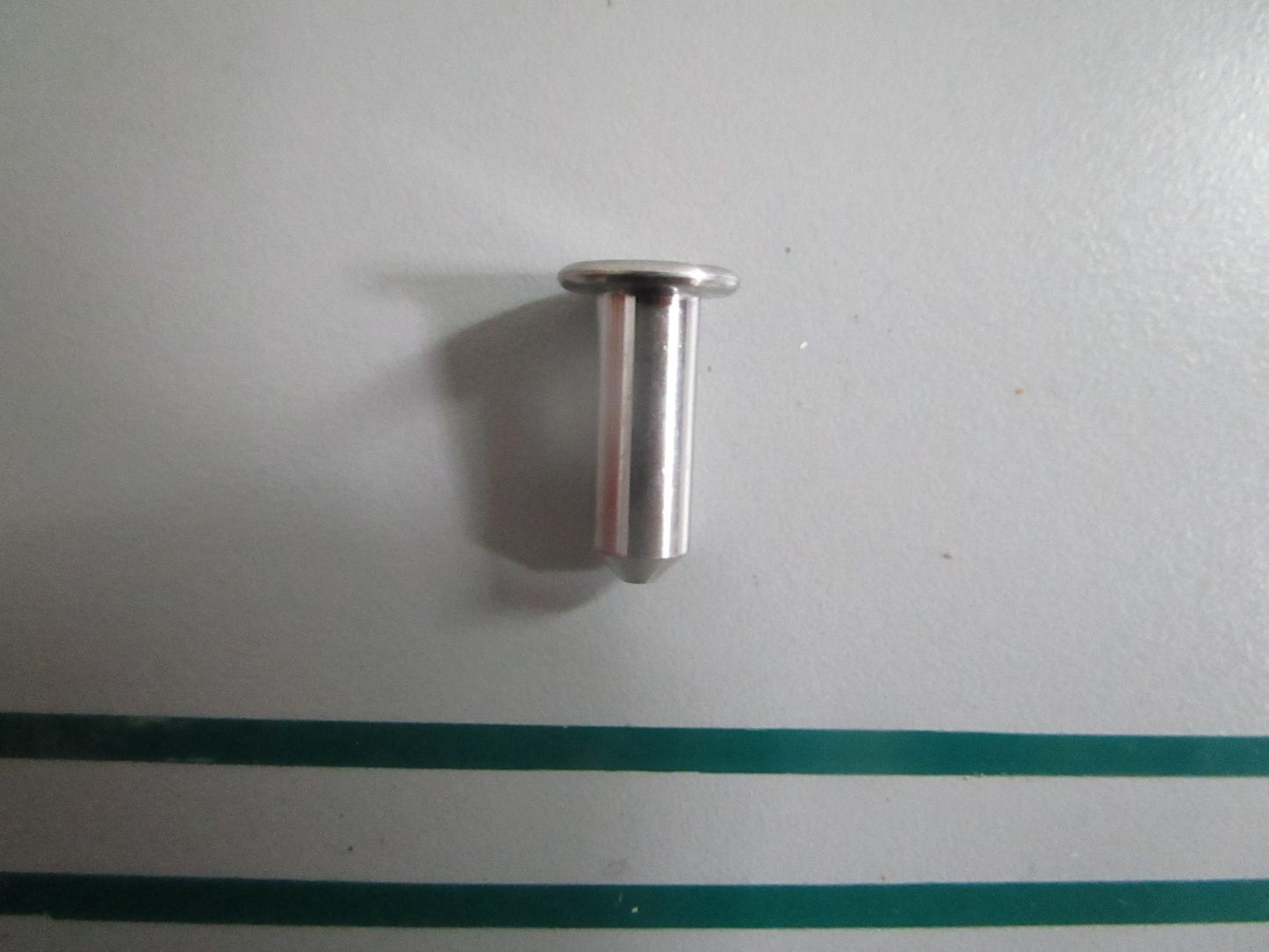 NEW OEM 3852835 OMC Johnson Evinrude Pin 0820