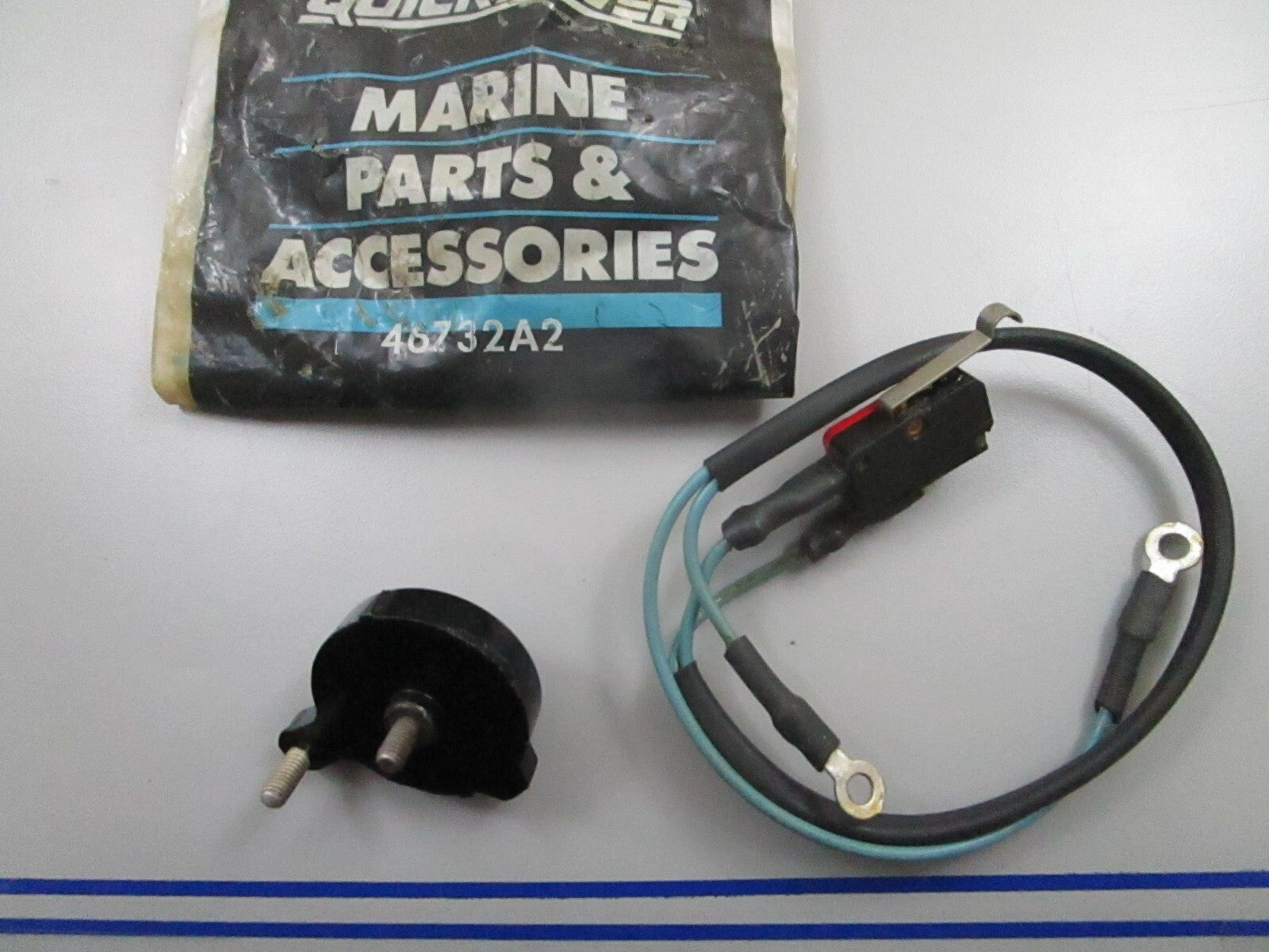 *NEW OEM* 0810 Mercury Quicksilver Lever Assembly 46732A2