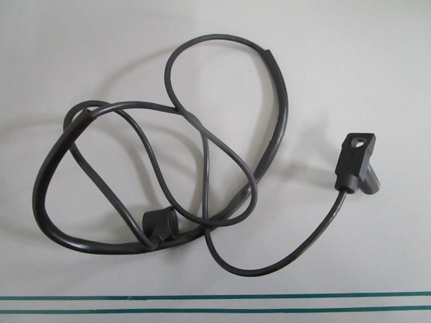 Mercedes-Benz NEW OEM 002-153-56-28 Crankshaft Position Sensor NOS EZL 0820