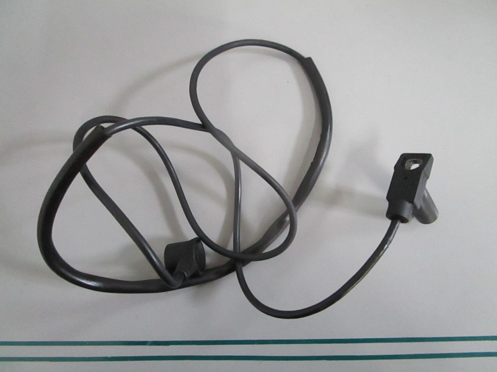 Mercedes-Benz NEW OEM 002-153-56-28 Crankshaft Position Sensor NOS EZL 0820