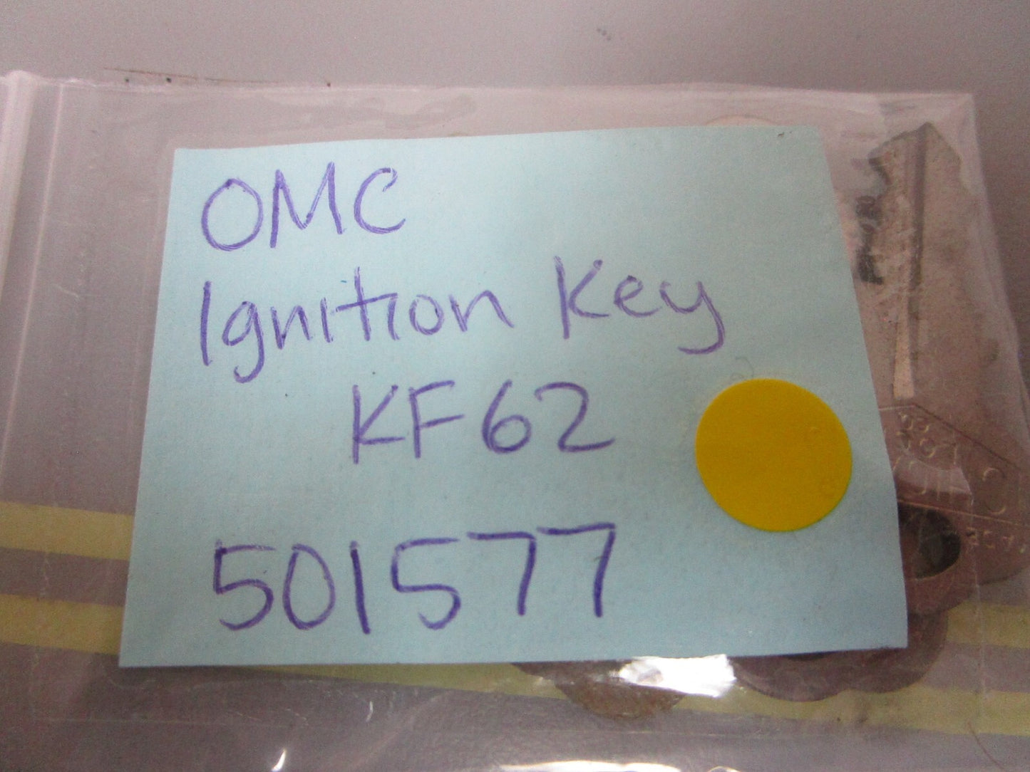 *NEW OEM* 0810 OMC Johnson Evinrude Ignition Key 501577 0501577
