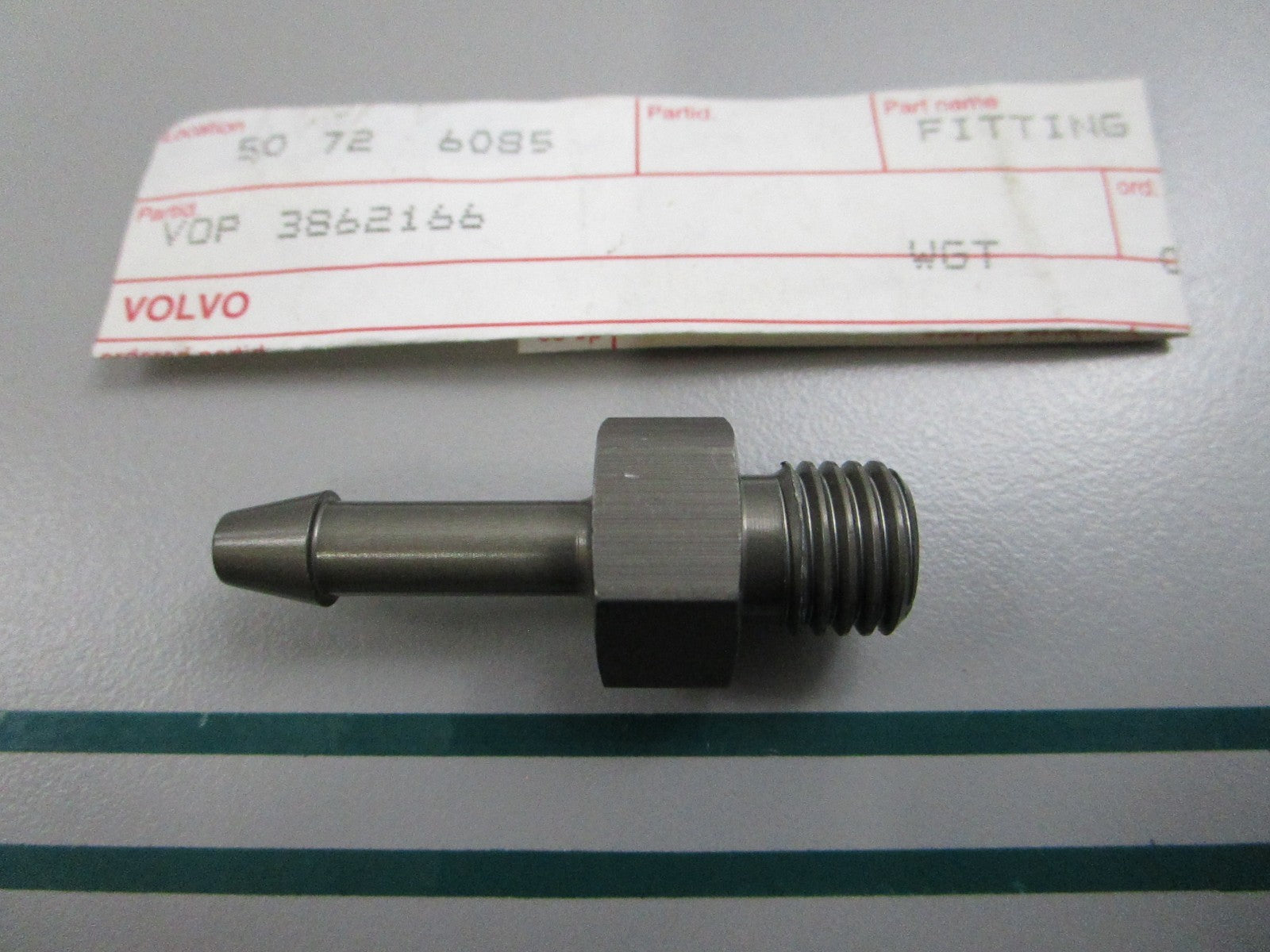 NEW OEM 3862166 Volvo Penta Fitting 0810