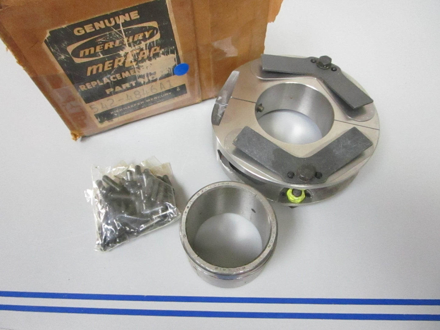 NEW OEM 4846A1 Mercury Quicksilver 65hp Main Bearing Reed Cage 0720
