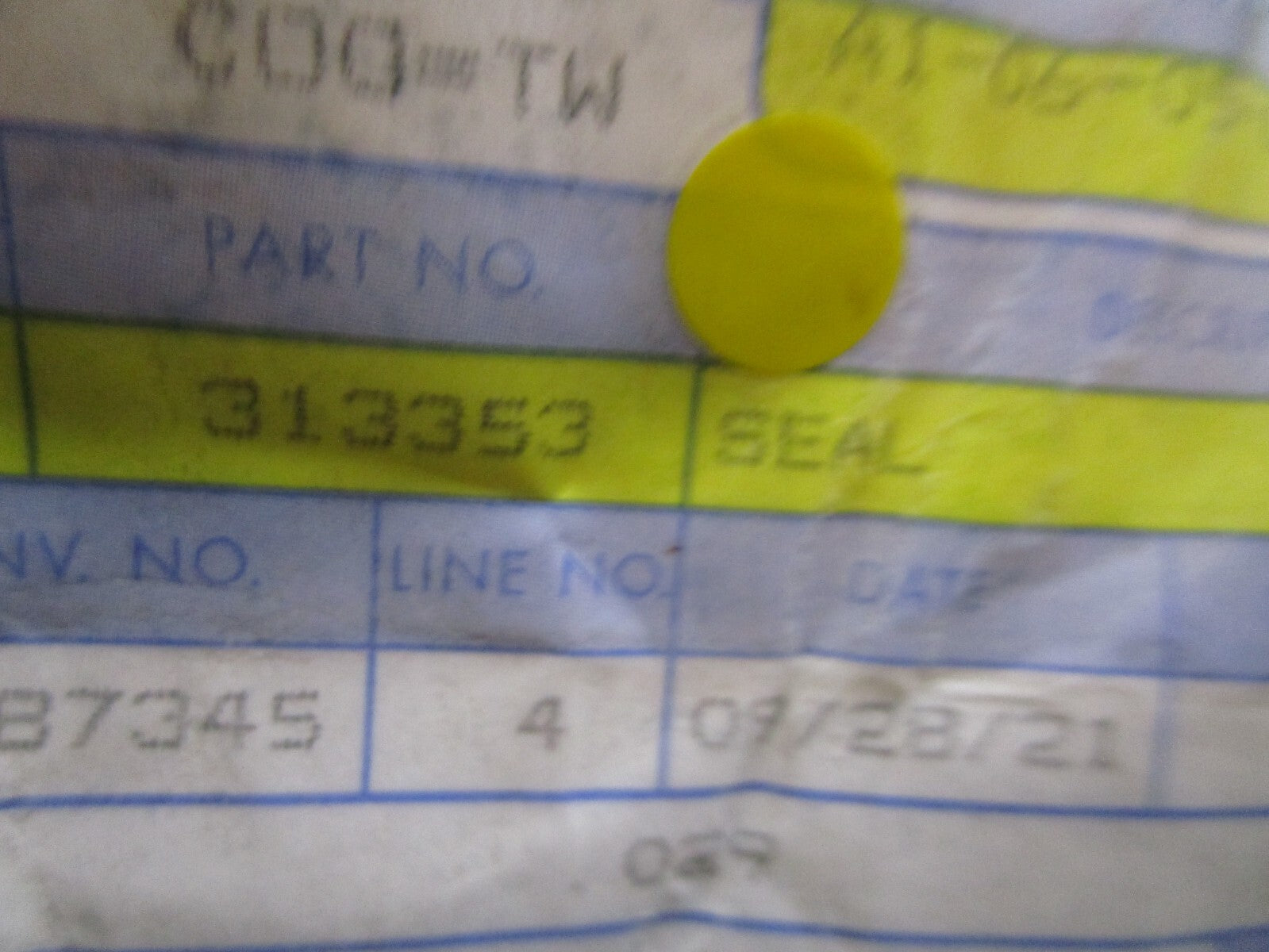 *NEW OEM* 0810 OMC Johnson Evinrude Seal 313353 0313353