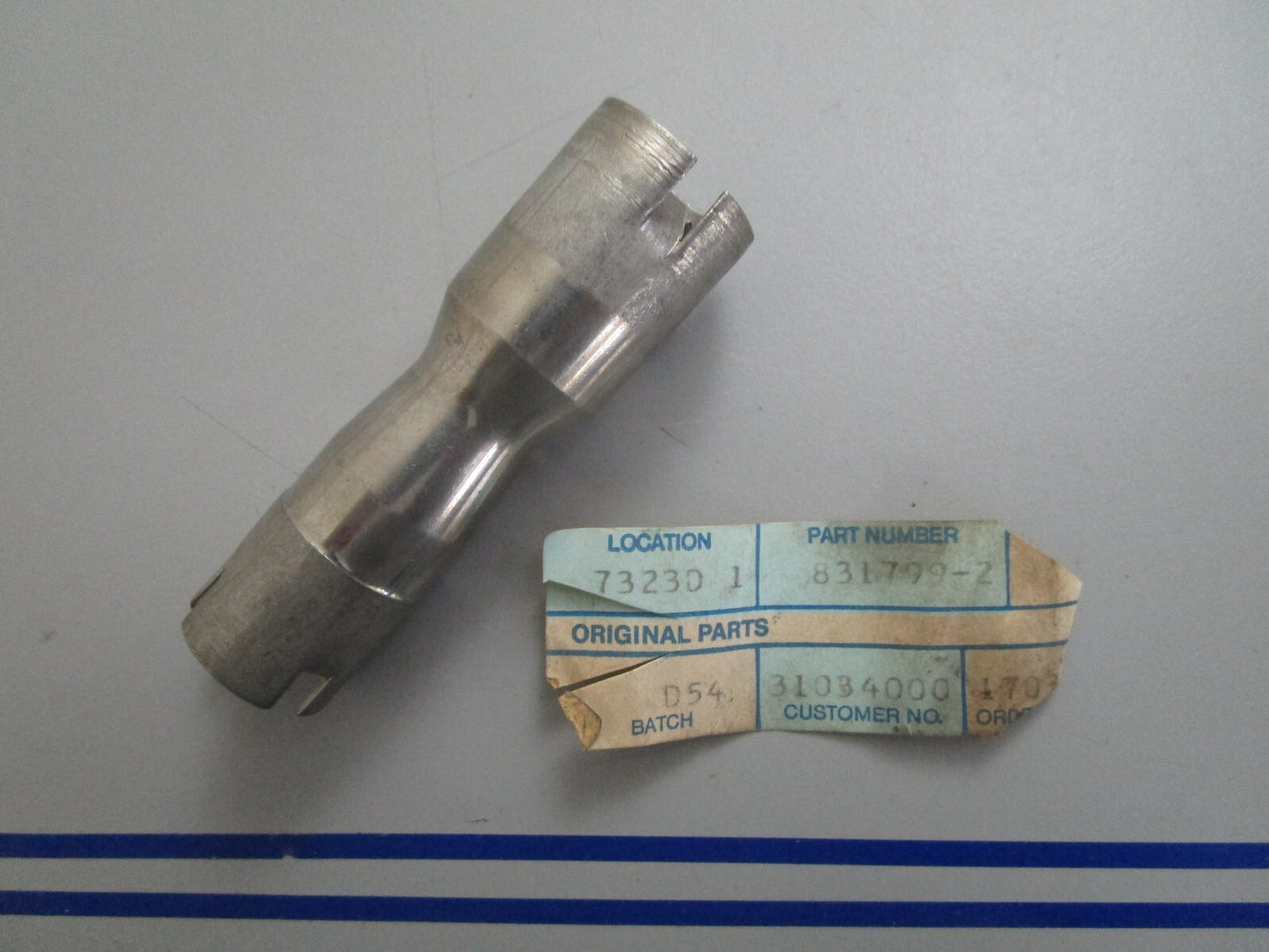 *NEW OEM* 0820 Volvo Penta Check Valve 831799