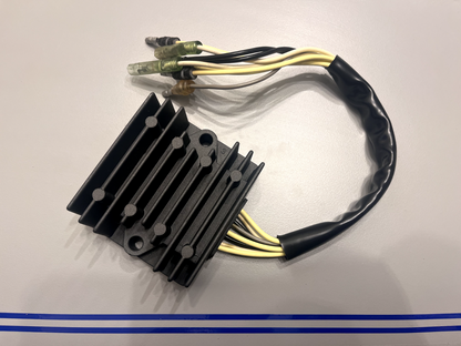 *NEW OEM* 0720 Suzuki 150 175 200 225 hp Rectifier Regulator 32800-92E00