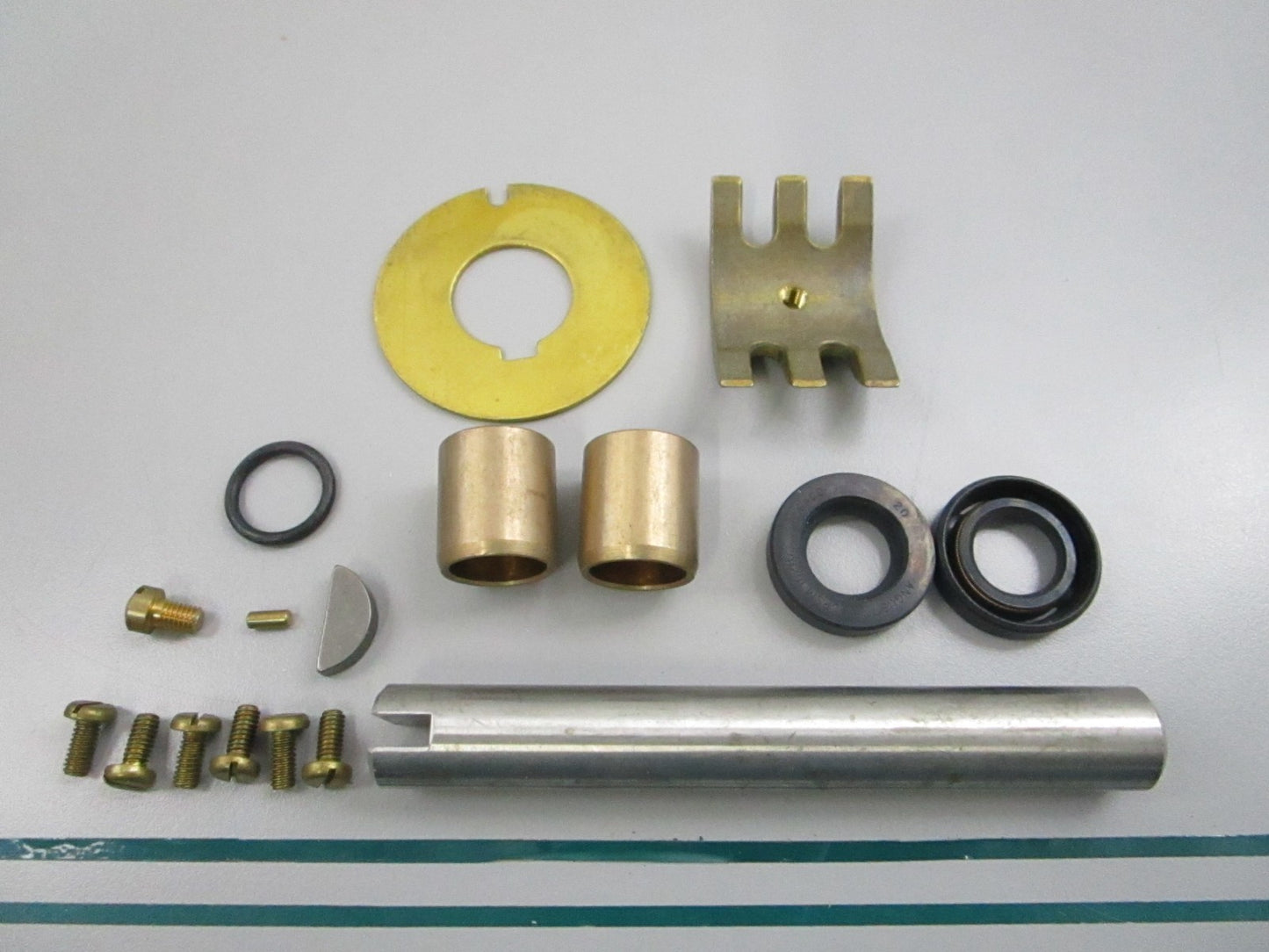 Volvo Penta NEW OEM Sea Water Pump Repair Kit 875383 AQ165 AQ170 MD21 NOS 0810