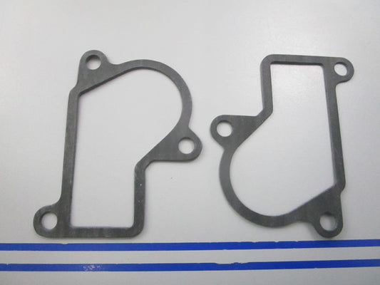NEW OEM (LOT OF 2) 14213-92D10 Suzuki Gasket 0810