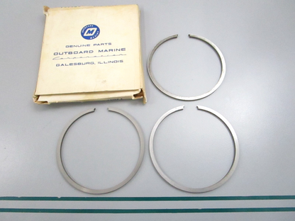 NEW OEM 378424 0378424 OMC Johnson Evinrude 2 Piston Ring Set 0810