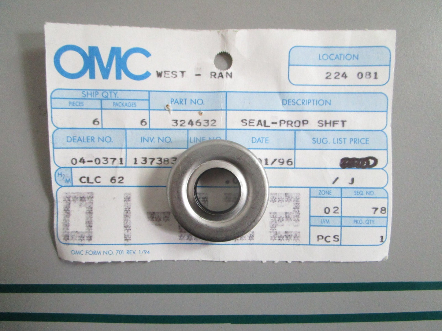 NEW OEM 324632 0324632 OMC Johnson Evinrude Prop Shaft Seal 0820